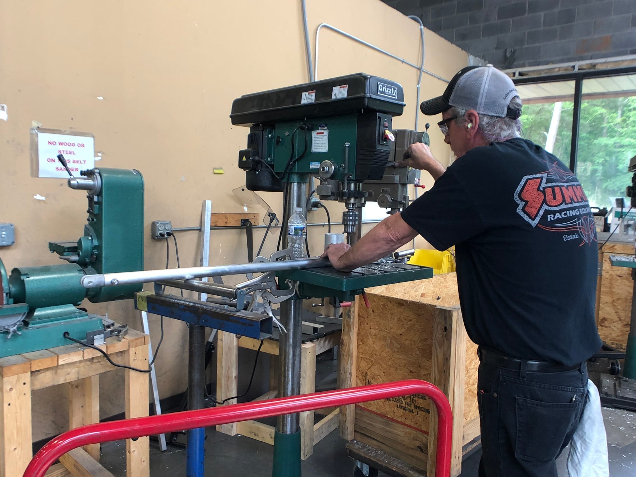 MACHINE SHOP